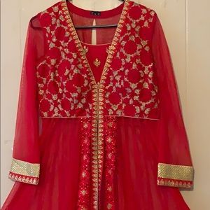 Kurta/Lehenga/Indian women wear